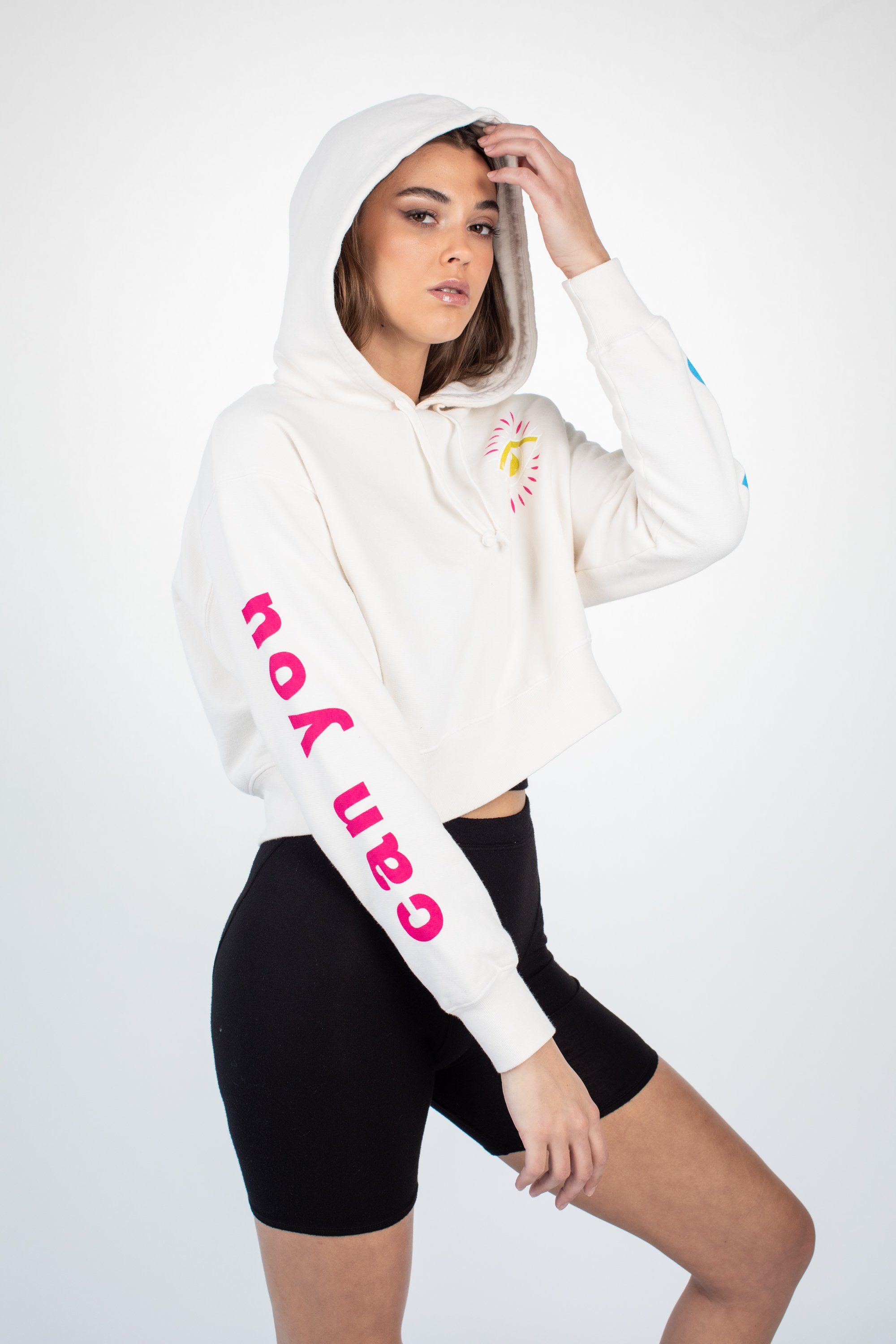 CROP HOODIE - CAN YOU VISUALIZE - WHISPER WHITE