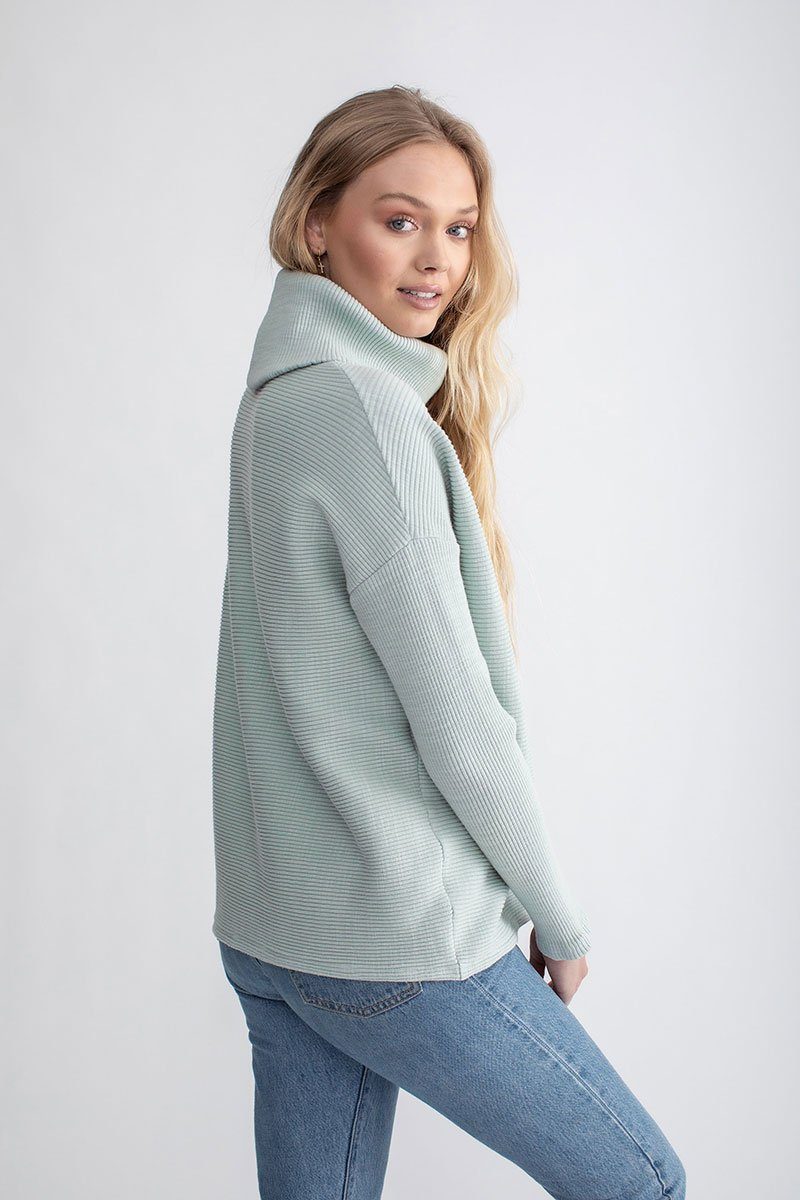 Chunky Turtle Neck Top Dew