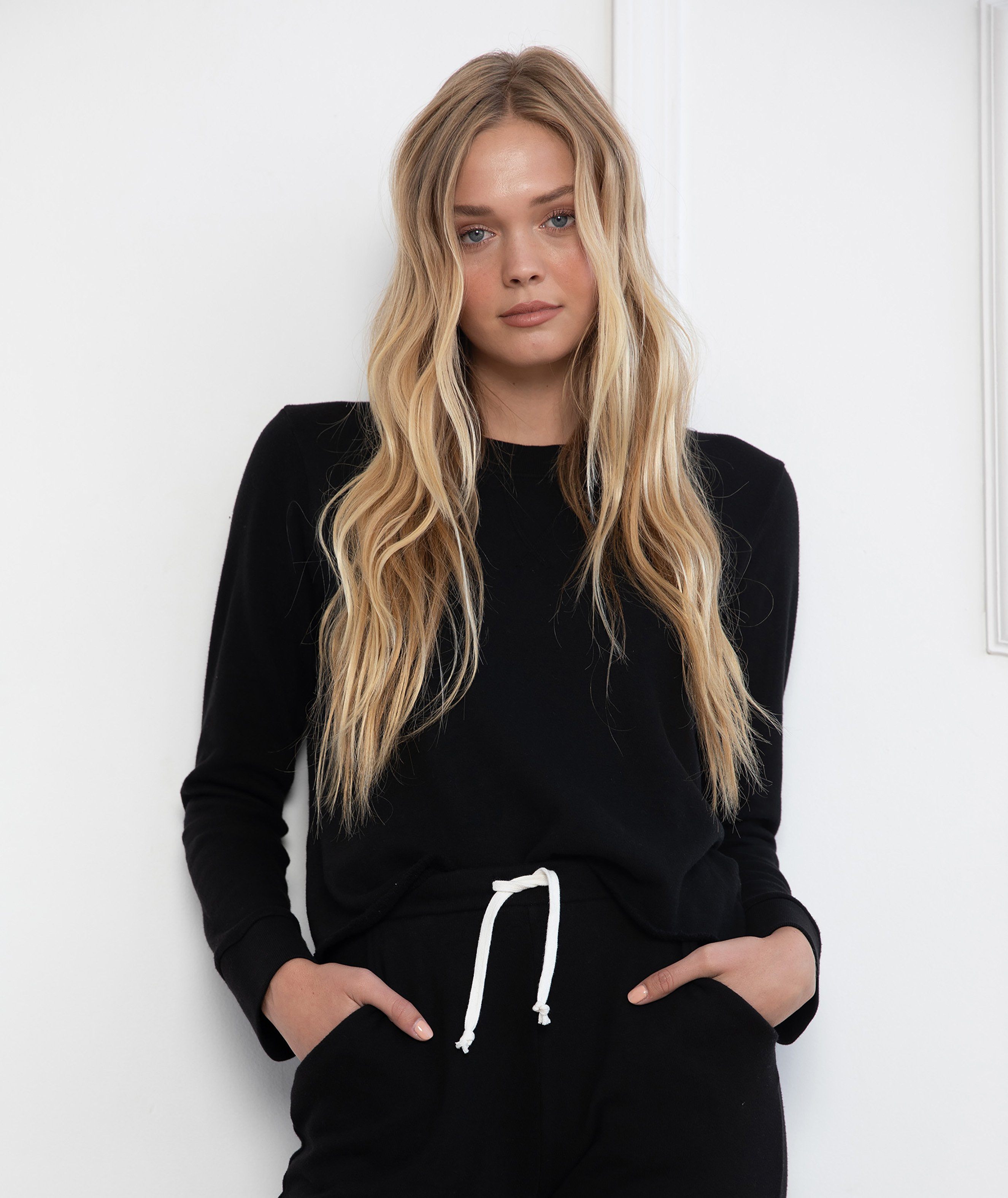 Black Raw Hem Pullover