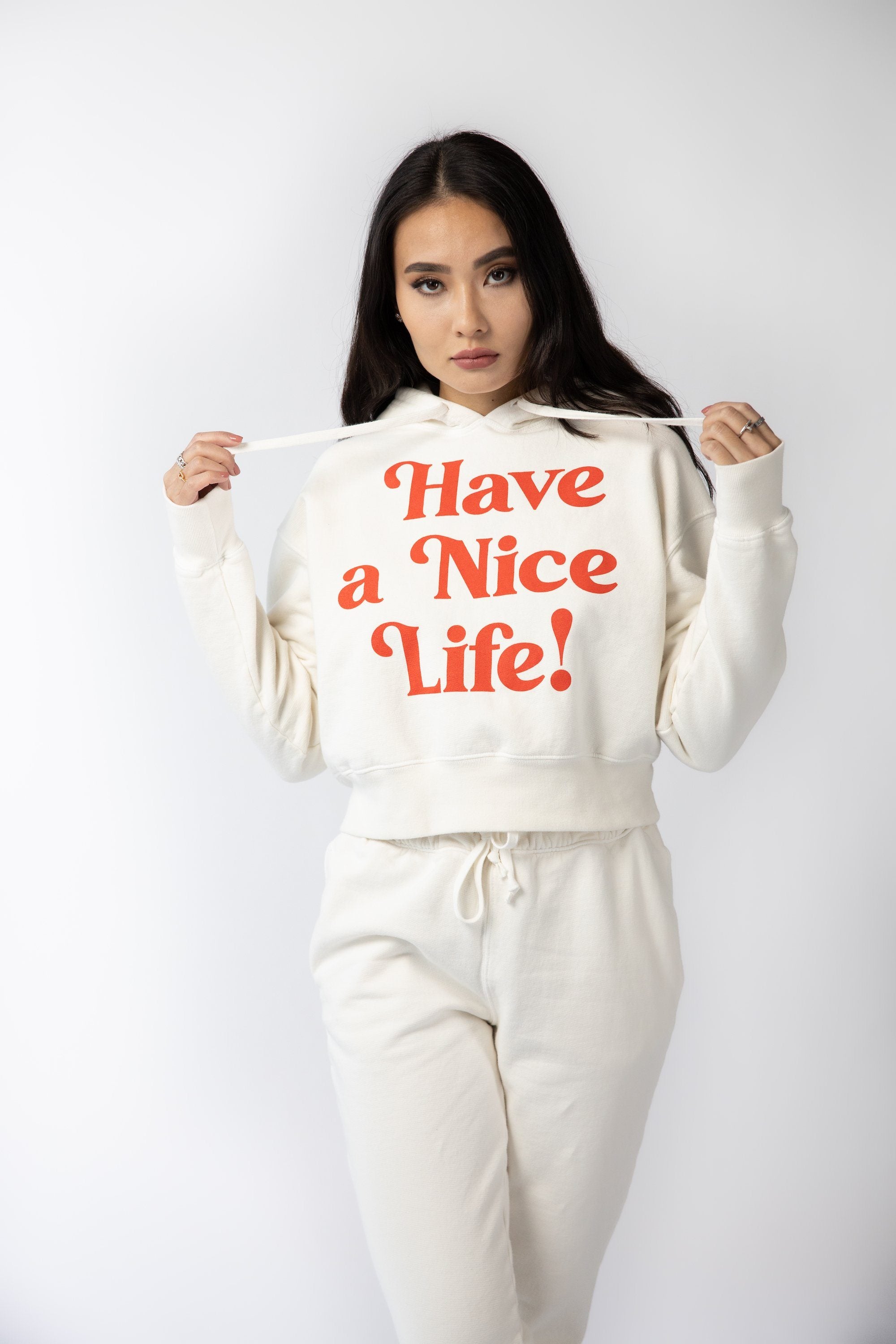CROPPED HOODIE - HAVE A NICE LIFE - WHISPER WHITE
